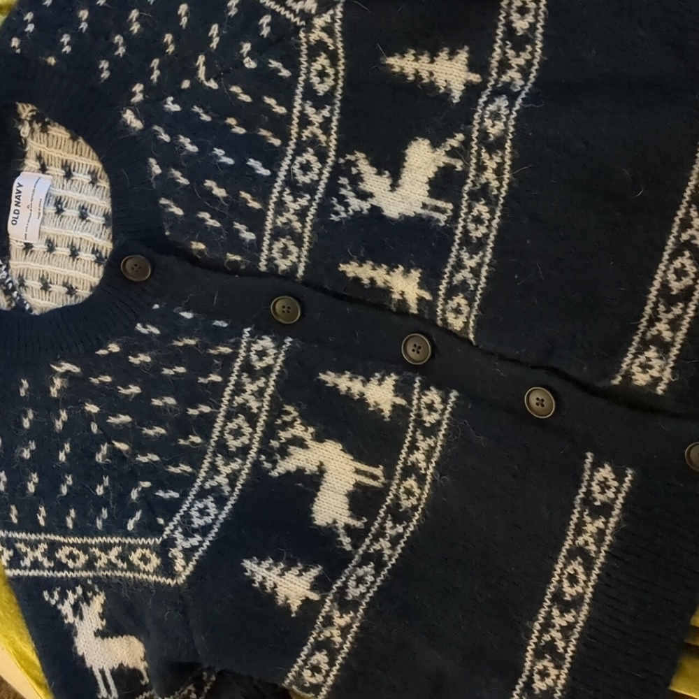 Old Navy holiday sweater